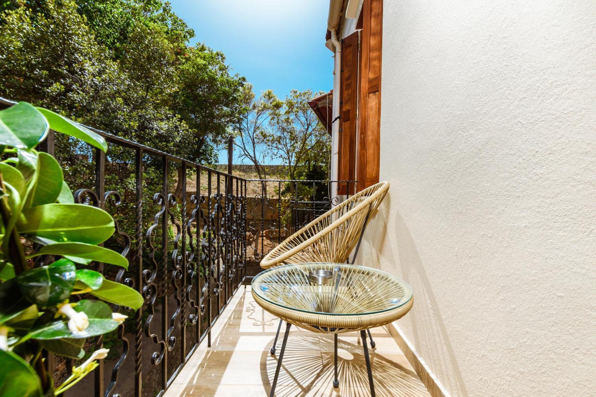חאניה Konmari Boutique Suites מראה חיצוני תמונה